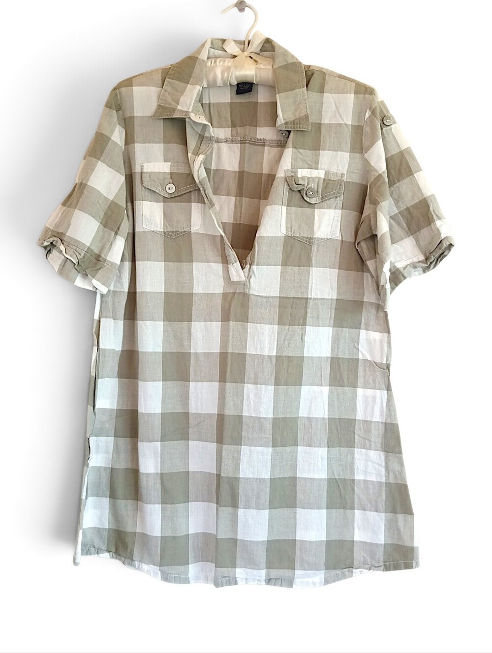 Wet Seal Taupe and White Plaid Tunic Short Sleeve Button-Front Shirt Extra Long